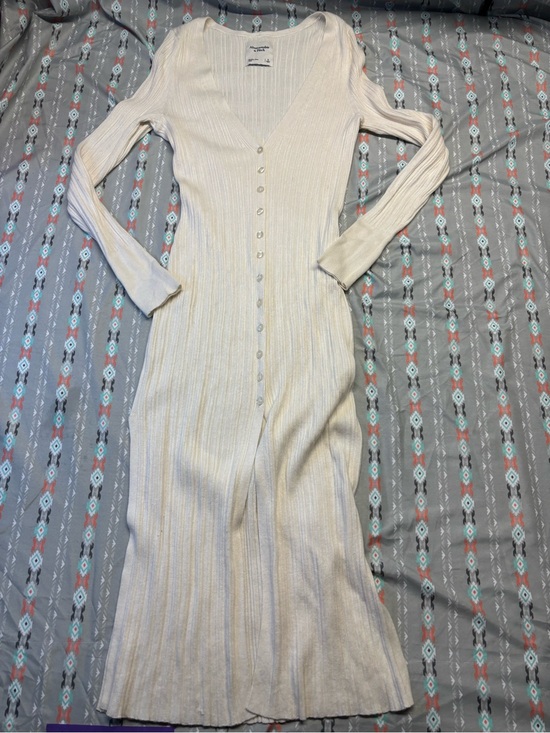 Abercrombie & Fitch Dresses & Skirts - 🍄Abercrombie & Fitch Ivory Ribbed Button-Front Long Sleeve Dress